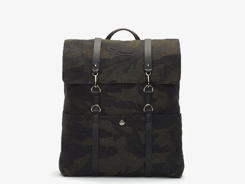 Designer backpack for high-end fashion enthusiasts -M/S Backpack - Into the Deep/Black