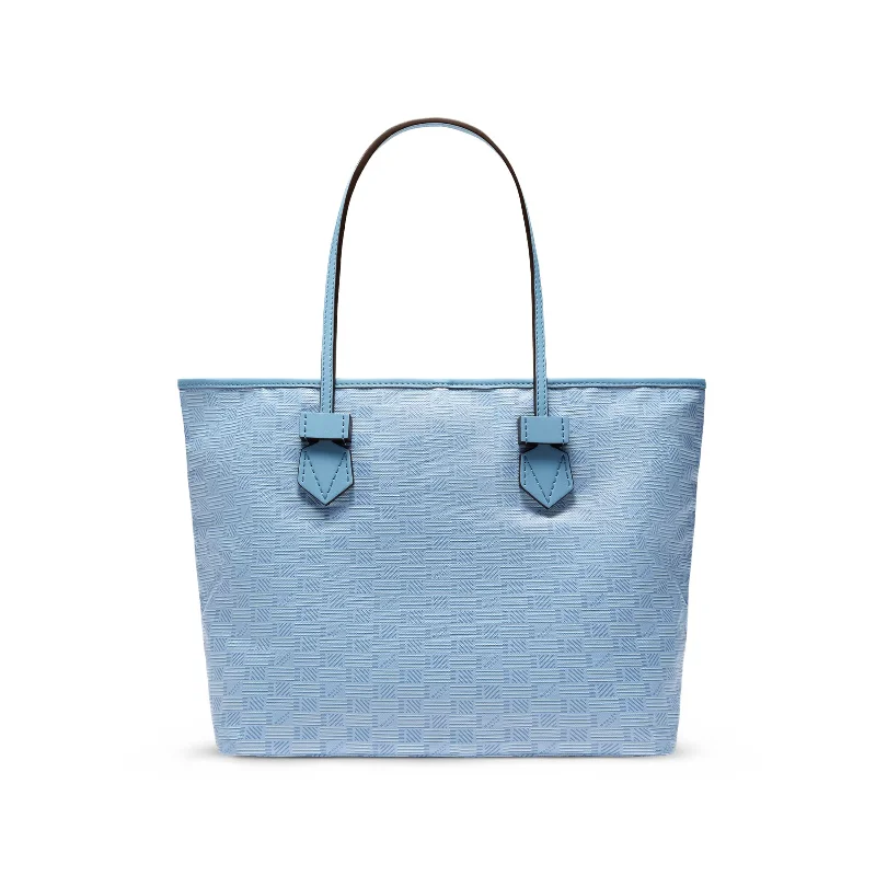 Best bucket bags for minimalist style with simple designs and clean lines-Saint Tropez Tote Bag MM in Light Blue