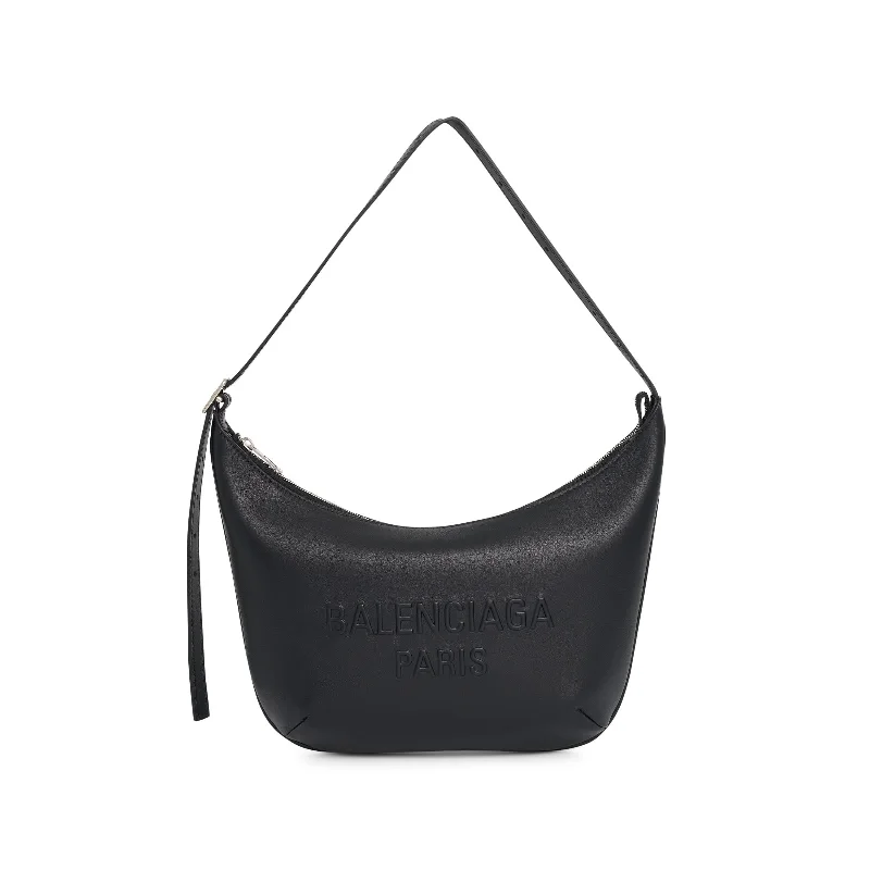 Best bucket bags with minimalist designs and a touch of luxury for casual or dressy outfits-Mary-Kate Sling Bag in Black