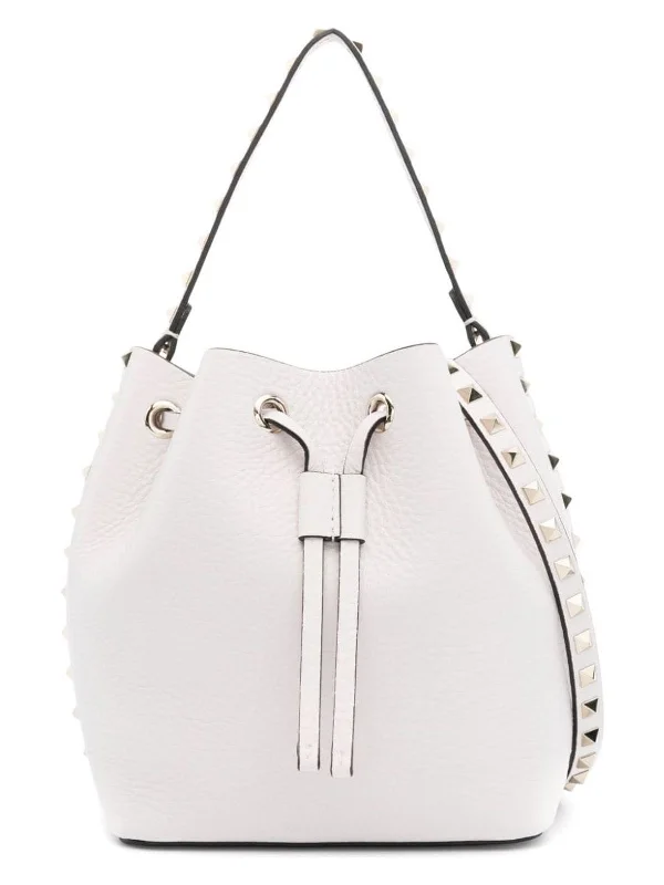 Bucket bags with soft leather for a casual and laid-back yet chic look-ROCKSTUD LEATHER BUCKET BAG