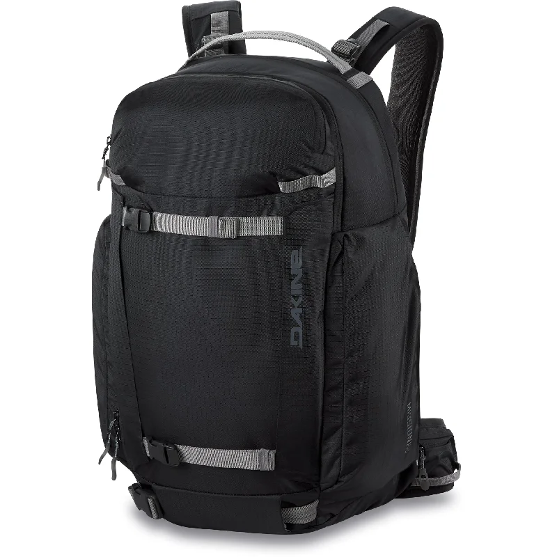 Eco-conscious backpack with sustainable fabric choices -Mission Pro Backpack 32L - Black