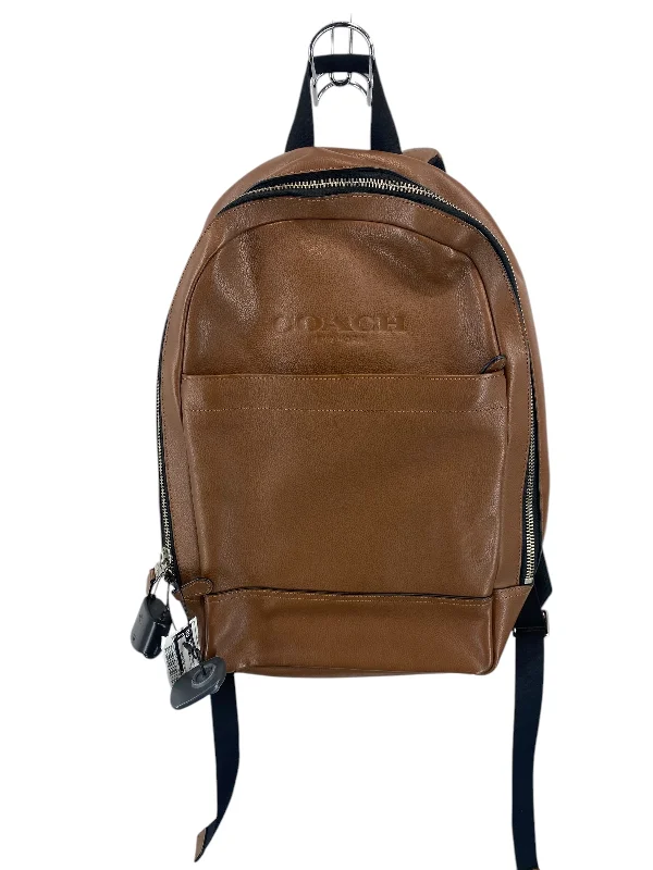 Padded shoulder backpack for comfortable long wear -Backpack Designer By Coach, Size: Large