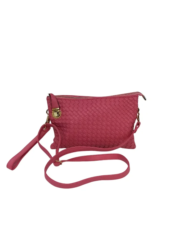 Handle bags with minimalist sleek silhouettes -Crossbody By Clothes Mentor, Size: Medium