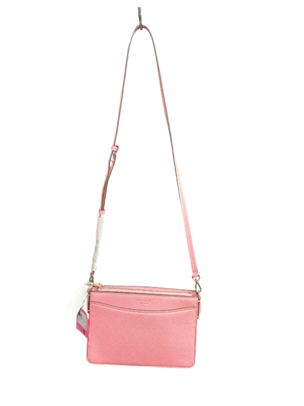 Handle bags with sleek zippers for closure -Crossbody Designer By Kate Spade, Size: Small