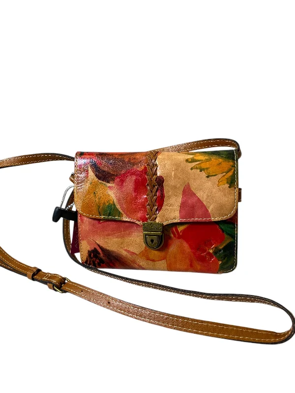 Handle bags with sturdy canvas for longevity -Crossbody Leather By Patricia Nash, Size: Medium