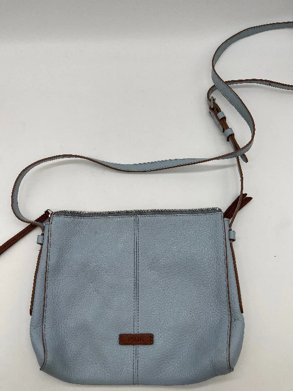 Handle bags with vintage vibes for nostalgia -Handbag By Fossil, Size: Small