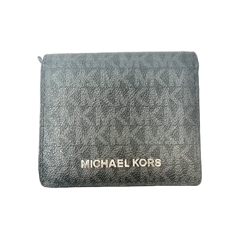 Handle bags with waterproof lining for protection -Wallet Designer By Michael Kors, Size: Small